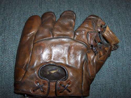 Woody English Stall & Dean 1 Back